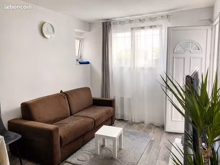 ? appartement 2 pièces gattières — proche de carros | 850 /mois