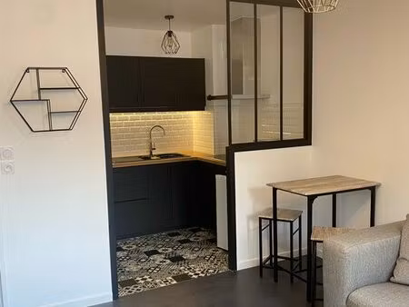 loue t2 meublée 35m2 à morez (dessus)