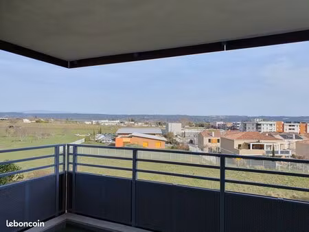 appartement t3: 70 m2