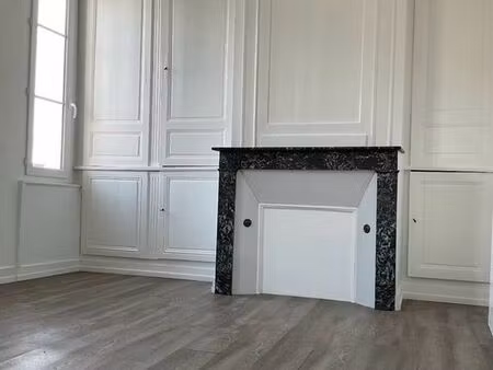 f1 bis 29 m² centre-ville neufchâtel-en-bray – disponible de suite