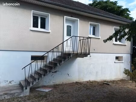 maison f3 à louer sur bourbon-lancy