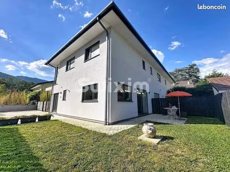 maison 3 pièces 83 m²