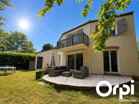 maison de ville 4 pièces 94 m²