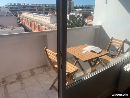 grand appartement meublé – spacieux  confortable et idéalement situé