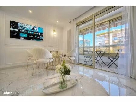 le cannet / cannes – appartement de standing 50 m² rénové  terrasse  parking  boulevard ca
