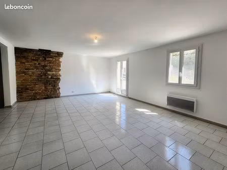villa non meublee t5 84120 pertuis