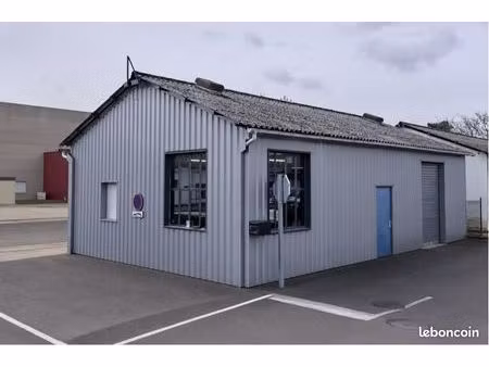 local d’activité 100 m² – atelier / stockage / bureau – zone ponlieue le mans
