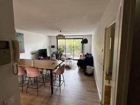 appartement rdc meublé 70m2 jardins
