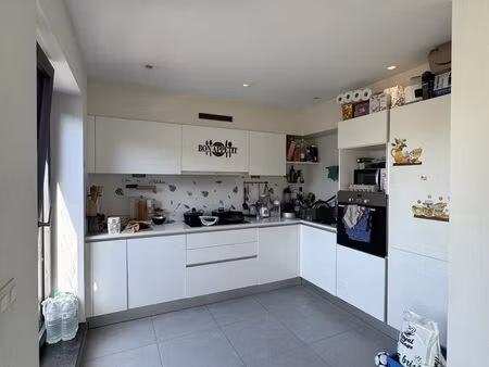 appartement à louer avec garage et 2 chambres   vaux-sous-chèvremont (vbe38610)
