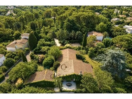 aiguelongue maison familiale de caractère au coeur d'un parc paysager de plus de 2 200 m²