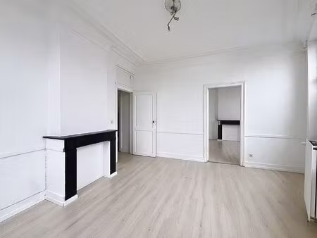 appartement à louer à rue ernest solvay 40 ixelles (rbw30053)