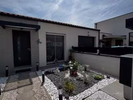 vente maison à l'herbergement (85260) : à vendre / 145m² l'herbergement
