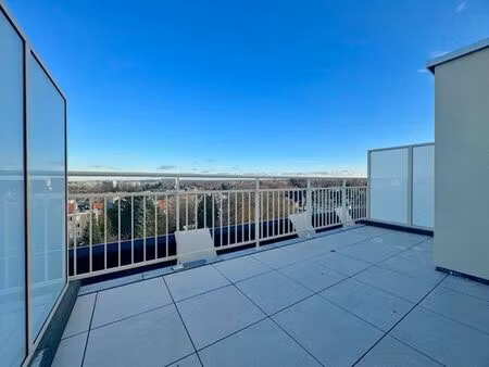 appartement à louer avec terrasse et 1 chambre   ixelles (vbe38631)