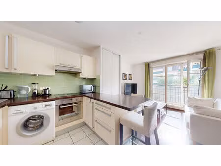 appartement fontenay le fleury 2 pièces 39.47 m2  2 balcons  1 pkg en s/sol