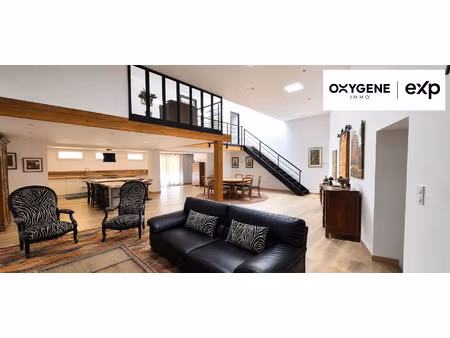loft d'exception avec garage au coeur de pollestres