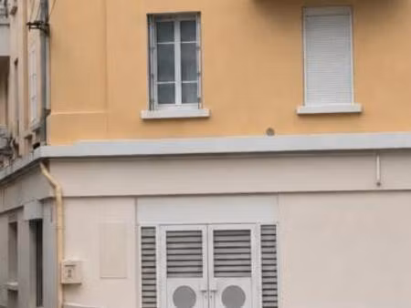 référence : 6814-tle. - a vendre - local commercial rénové - les sablettes - libre d'activ