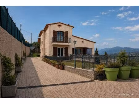 appartement - 5 pièces - secteur recherché avec vue mer