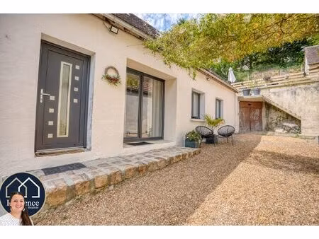 maison rénovée – 2 chambres + 1 bureau – terrain 390 m²