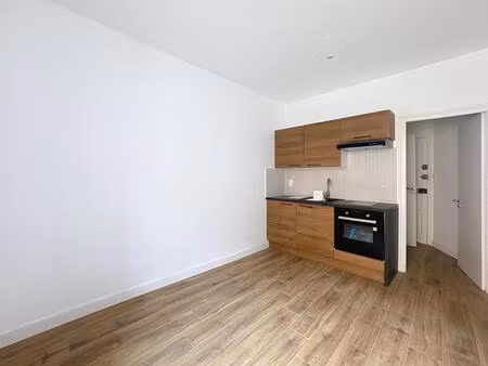 appartement f1 bis de 25 68m² - salins