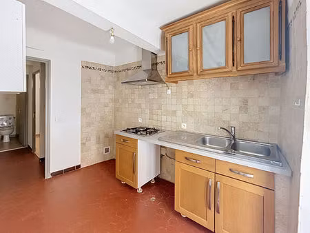 lambesc  appartement t3