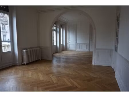f5 - salon double balcon filant- 10 rue servient lyon 3