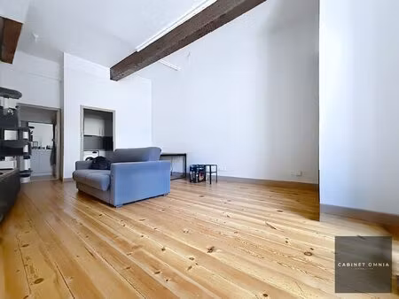 appartement deux chambres à louer - place nationale