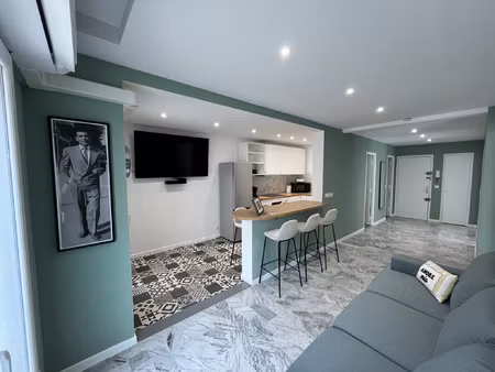 nice saint roch - f4 meuble - bail etudiant