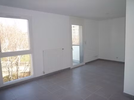 studio 18 bis rue charrel à grenoble