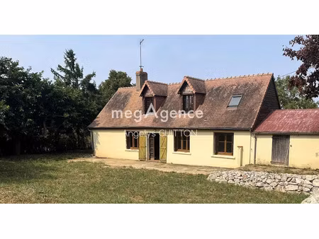 vente maison 5 pièces 95 m² à beaumont-sur-sarthe (72170)  135 000 €