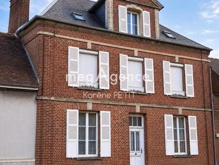 maison de ville - 200 m² - au cœur de beauvais !