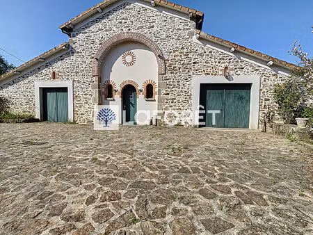 a vendre maison combrand