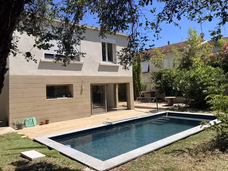 exclusivite  maison de 140 m2 t8 avec piscine et garage.