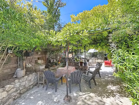 robion mas en pierre d'nviron 148 m2 sur 986 m² de terrain