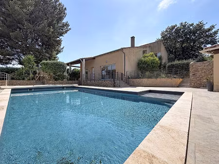 villa 200 m² à vendre à aubagne  1470 m² terrain - camp major  route d'eoures