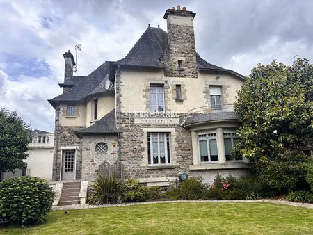 a vendre - maison 8 pièces - 257 m2 à vitré - 717 600 € hai