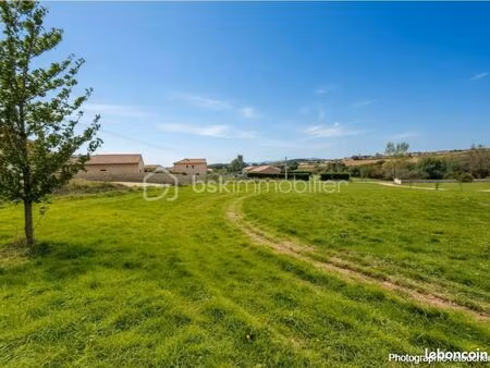 terrain 1 000 m² etables