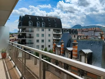 appartement t3 meublé  équipé hyper centre-ville