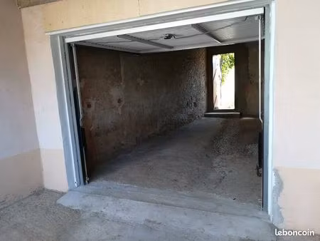garage à louer