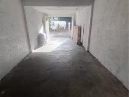 ◊- rare sur pamiers - garage lumineux et sécurisé