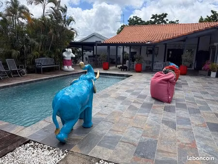 maison t6 meublée de standing avec piscine 263m2