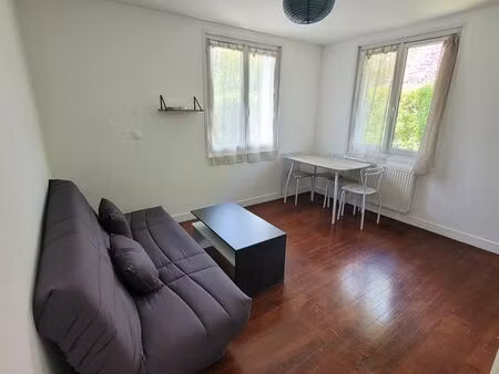 studio 2 pièces 35 m²