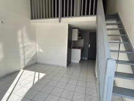 sete a louer duplex 32 m² avec terrasse et parking dans residence securisee