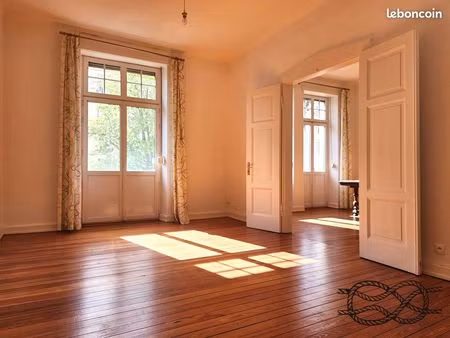 appartement 3 pièces 84 m²