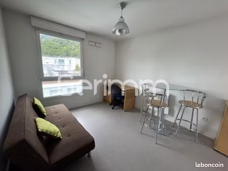studio 1 pièce 18 m²