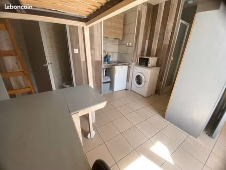 studio meublé + cour privée