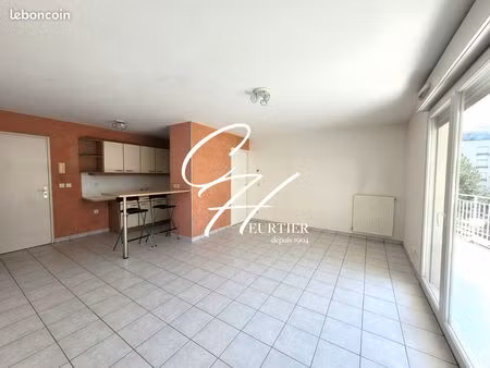 appartement 2 pièces 47 m²