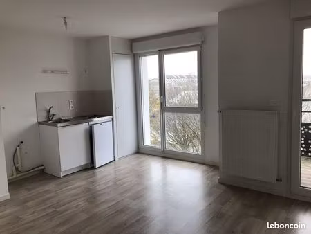 studio 1 pièce 26 m²