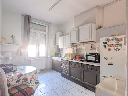 appartement 2 pièces - 63 m²