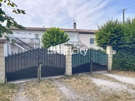maison 6 pièces - 169 m²