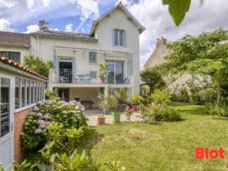 vente maison à nantes saint-jacques (44000) : à vendre / 145m² nantes saint-jacques